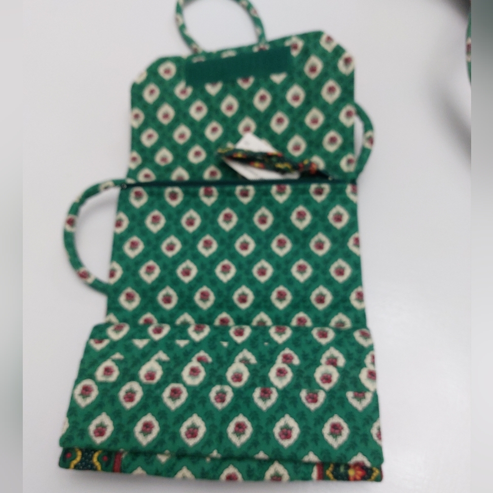 Vera Bradley Vintage Villager & Strap Wallet Greenfields NWT - Picture 12 of 13